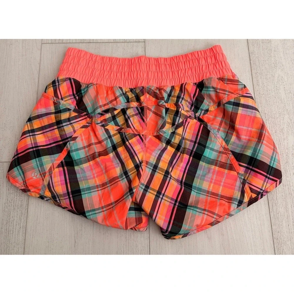 Lululemon Tracker Short II Sz 10 Rad Plaid Very Light Flare Reflective